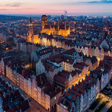 Brabank Emerald Luxury Fitness, Sauna & Parking By Grandview *