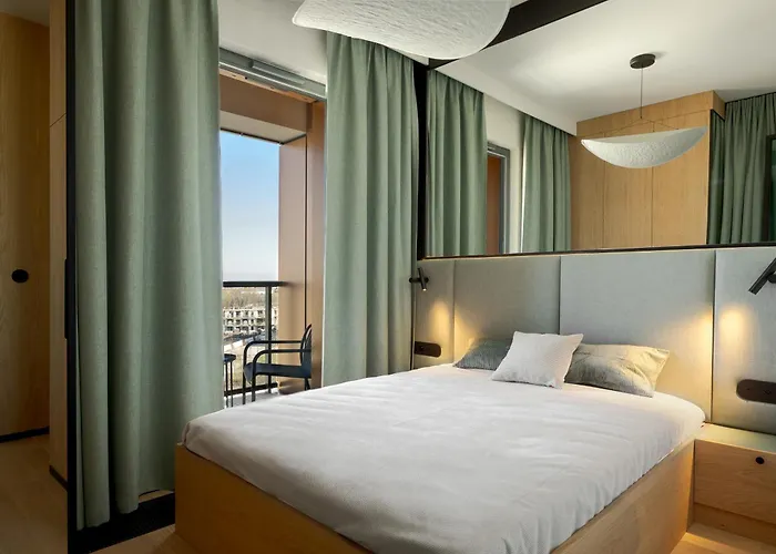 Daire Brabank Emerald Luxury Fitness, Sauna & Parking By Grandview