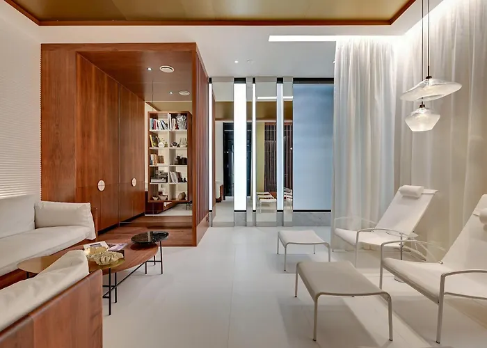 Brabank Emerald Luxury Fitness, Sauna & Parking By Grandview *