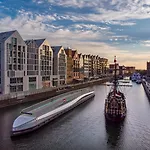 Brabank Emerald Luxury Fitness, Sauna & Parking By Grandview Apartment Gdansk